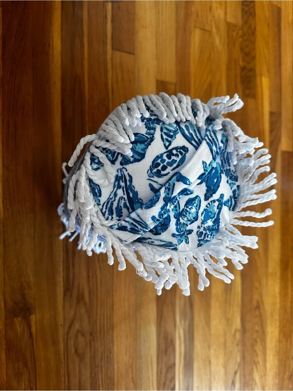 NWOT Lilly Pulitzer Lumbar Blue Seashell Printed Round Toss Pillow - Home Bath